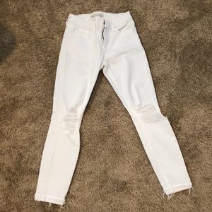 White distressed Joes jeans. Size 25.